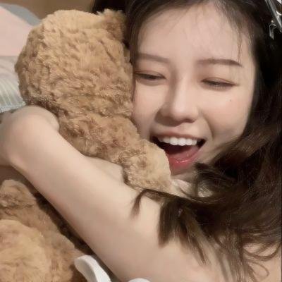 陪她一会儿